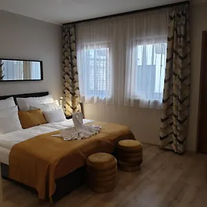 Indium Panzio Panzió Eger